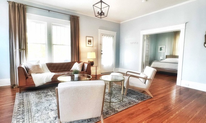 Salisbury Casa | Spacious Downtown Craftsman | Designer Finishes