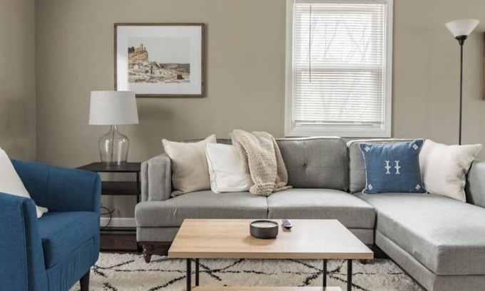 Clive Casa | Spacious Duplex in West Des Moines