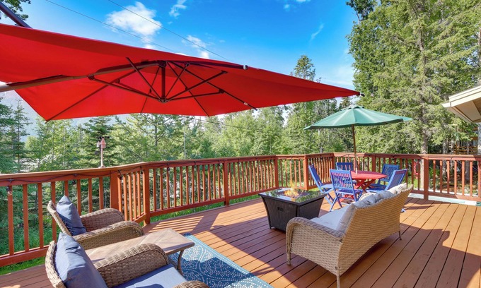 Eagle River Casa | Spacious Eagle River Escape w/ Hot Tub + Views!