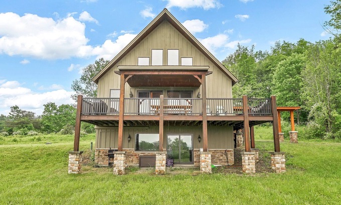 East Otto Chalet De Esquí | Spacious Ellicottville 5-bedroom 4-bath chalet with WiFi, AC