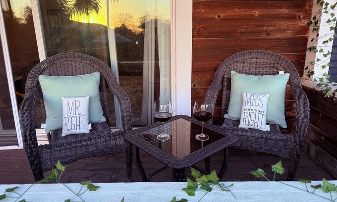 Lakeside Casa | Spacious Family Getaway – Pet & Kid Friendly!