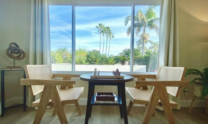 Fire Mountain Casa | Spacious Family Retreat near Legoland and Ocean with Beach Gear Provided
