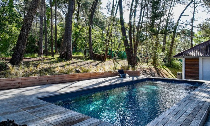 Le Touquet-Paris-Plage Villa | Amplia villa con piscina privada, Wi-Fi y se admiten mascotas
