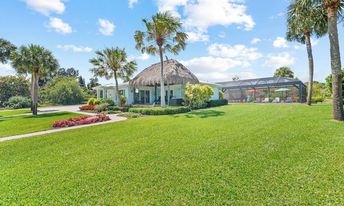 Jensen Beach Casa | Spacious & Fully Renovated Retreat with Breathtaking Intracoastal Views