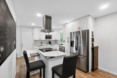 Woodbridge Casa | Spacious Getaway Near DC & Potomac River home