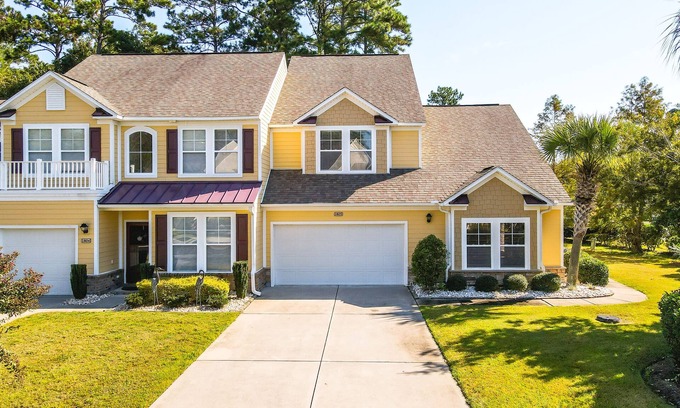 Murrells Inlet Casa | Steps from the TPC golf course, Perfect for golfers and large groups 2000+sq!