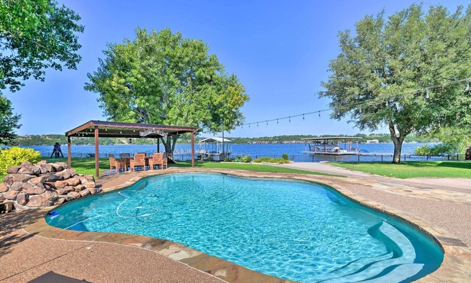 Granbury Casa | Spacious Granbury Home w/ Lakefront Outdoor Oasis!