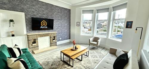 Rutherglen Casa | Spacious Haven with Free Parking