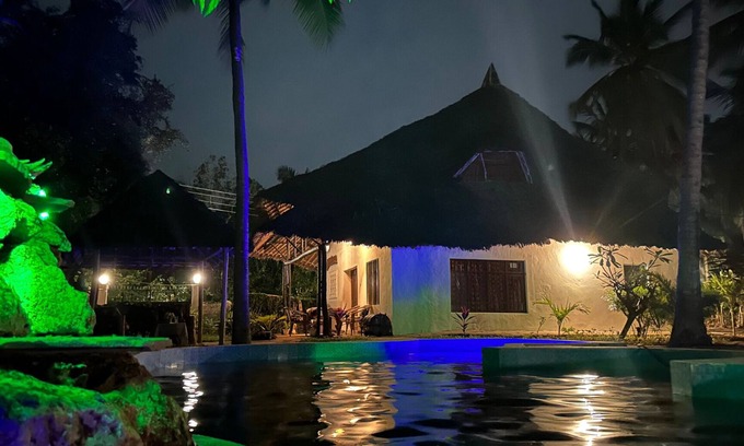 Diani Beach Casa | Spacious holiday home with private pool and garden.