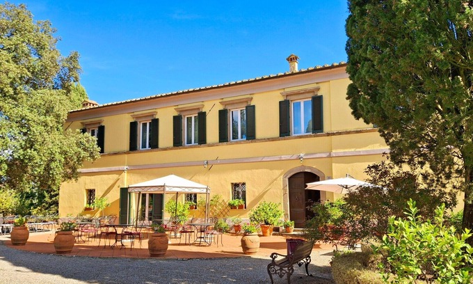 Il Poggio Casa | Spacious Holiday Home in Radicofani