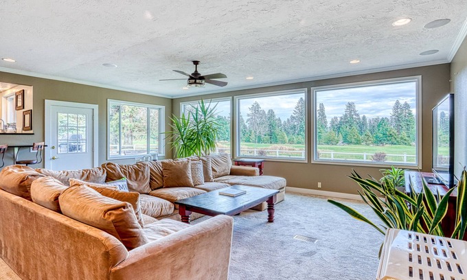 Southeast Bend Casa | Spacious Home - Golf Course Views, Central AC, WiFi & Alfresco Living