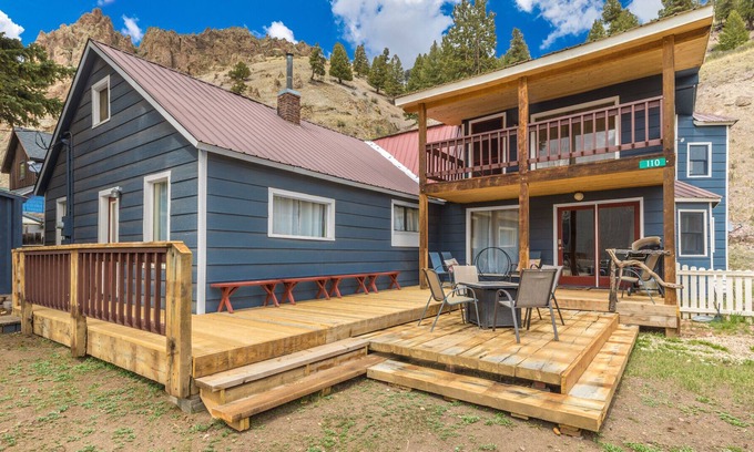 Creede Casa | Spacious Home-Ideal Location to Downtown Creede-Pets Welcome-Fire Pit