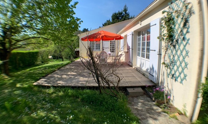 Landevieille Casa | Spacious home in quiet setting with large gardens. A short distance from the sea
