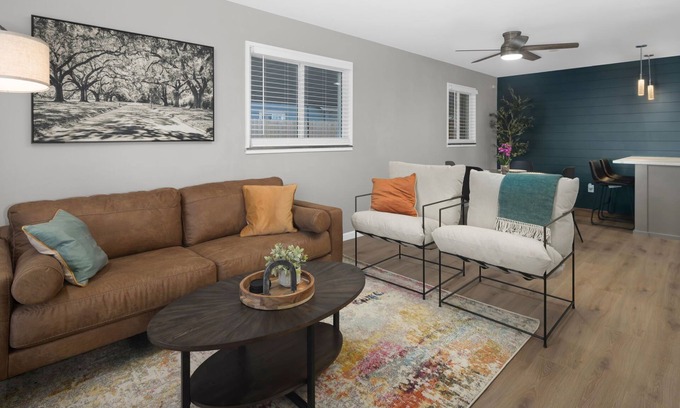 Jewell Heights - Hoffman Heights Casa | Spacious home near Anschutz Medical Campus, DIA & Denver city center