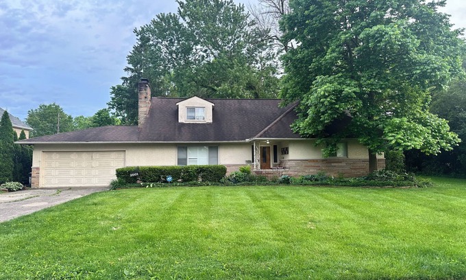 Columbus Casa | Spacious home near the Airport and downtown. Family and Pet-Friendly!
