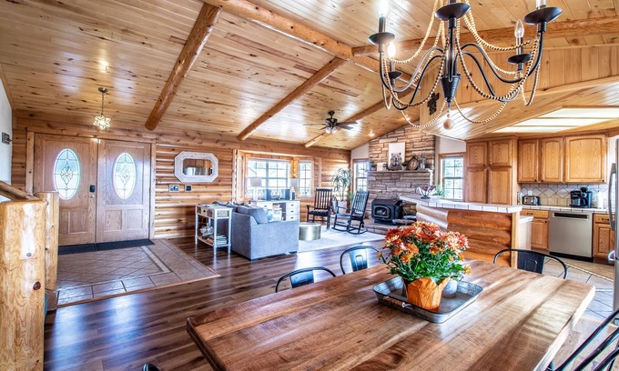 Pagosa Springs Cabina | Spacious Home on Golf Course