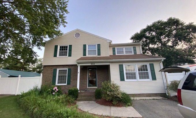 Salisbury Casa | Spacious home with private pool & game room. Sleeps 15. Close to Ocean City.