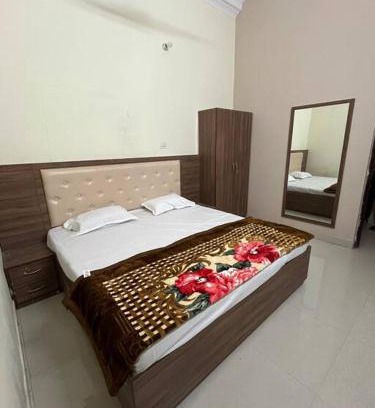 Allahabad Casa | Spacious home with serene vibes