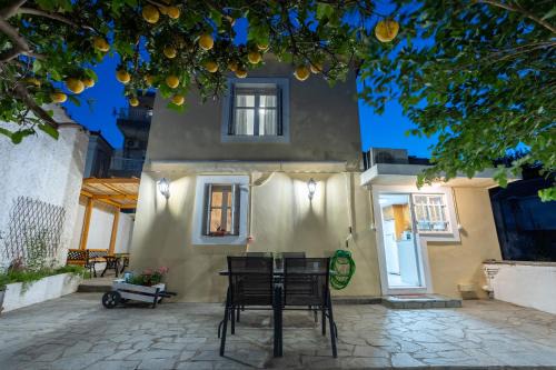 Lesvos Casa | Spacious Home with Yard, Mytilene Lesvos