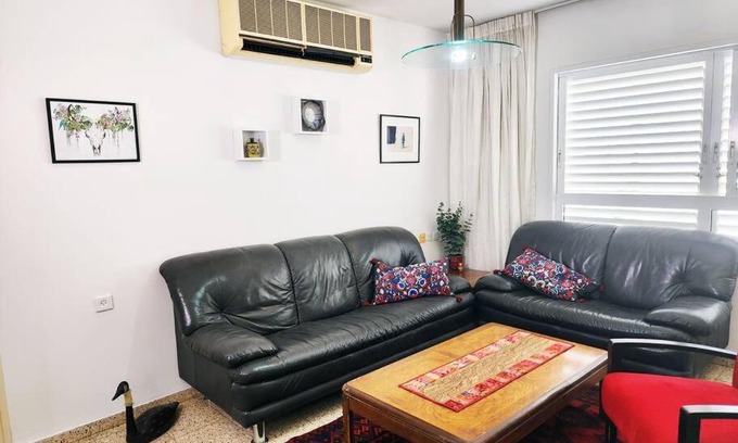 Tel Aviv Apartamento | Spacious & Homely Retreat at the Diamond District