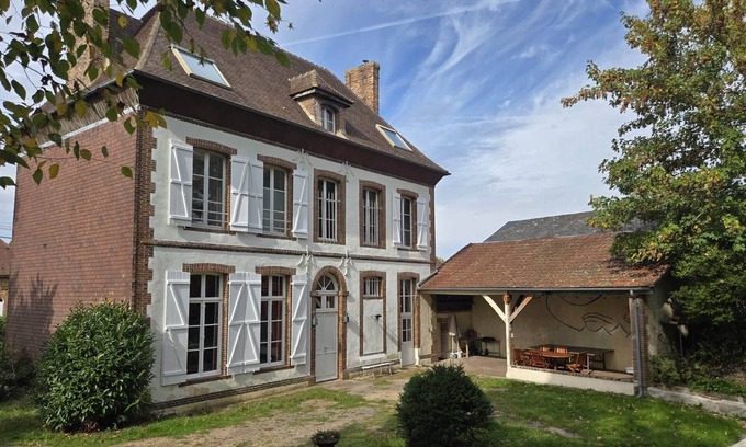 Les Aspres Casa | Spacious house, sleeps 16, garden
