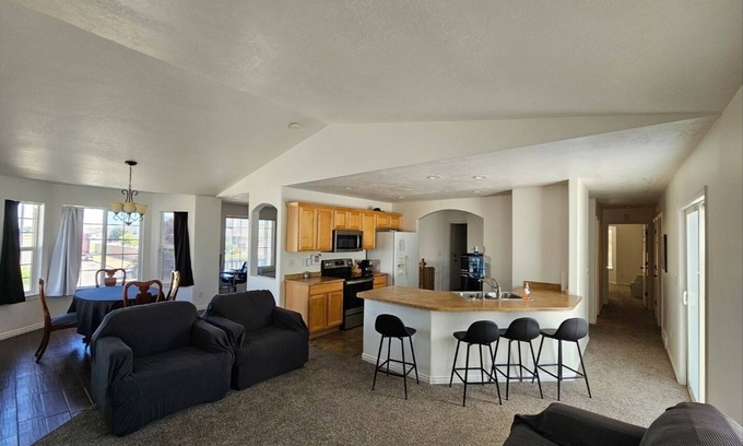 West Valley City Casa | Spacious House Near SLC Airport