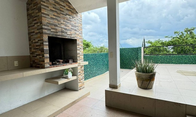 San Nicolás de los Garza Casa | Spacious house with large terrace and barbecue
