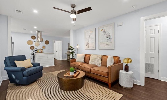 North Charleston Casa | Spacious Indigo BoHo bungalow in N. CHS