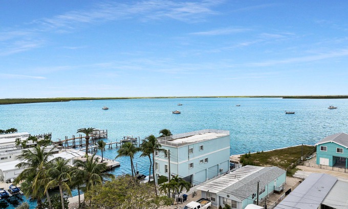 Key Largo Village Casa | Spacious Key Largo Retreat with Dockage & Bay Views
