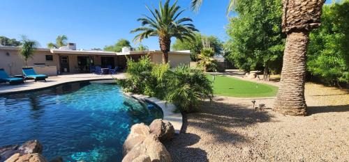 Paradise Valley Village Casa | Spacious Kierland oasis with pool heater, spa, BBQ