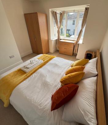 Sheffield Casa | Spacious King Size Room Detached House Free Wifi Free Parking