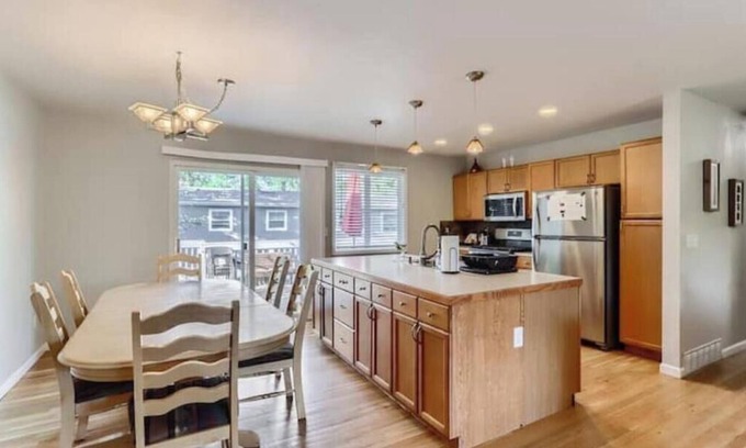 Lafayette Casa | Spacious Lafayette Retreat - 20 Mi to Denver!