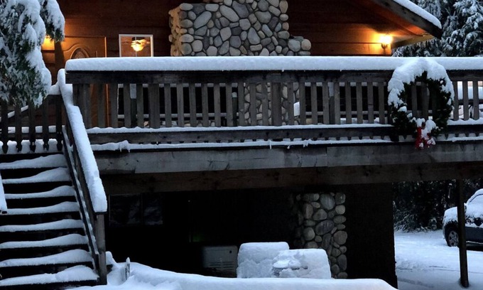 Glencoe Casa | Spacious Large Homestyle Family Cabin in LMP Arnold