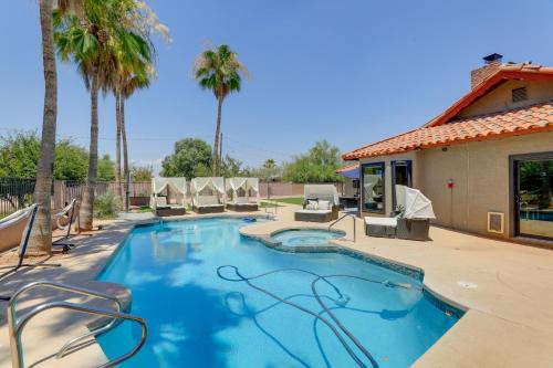 Las Vegas Casa | Spacious Las Vegas Getaway with Private Pool and Spa!