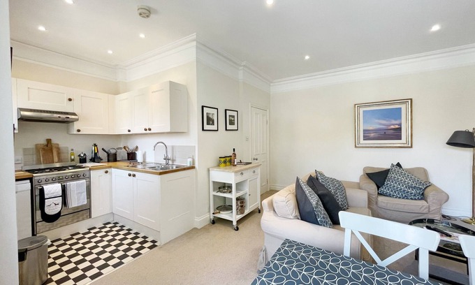 Southfield Apartamento | Spacious, light 2 bed flat - great location in heart of Chiswick