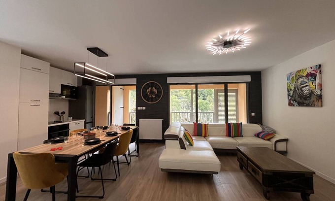 Cauterets Apartamento | Amplio lodge 8 pers, 3 parkings, a 10 min del centro