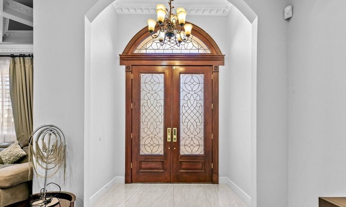 Valley Glen Casa | Spacious Luxe Home w/Bonus Loft and Private Yard