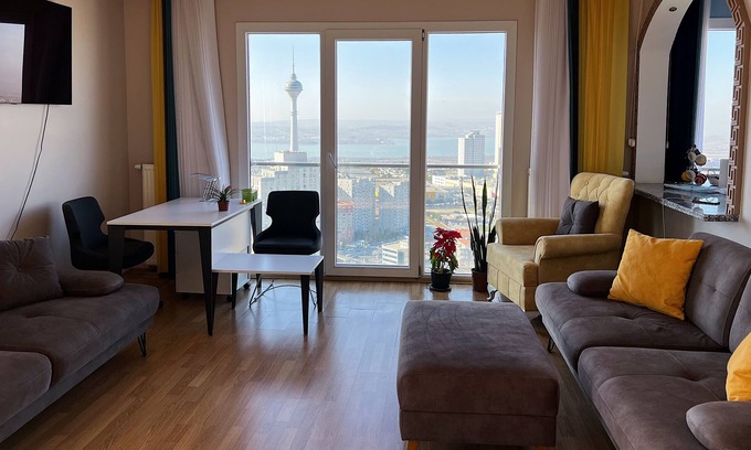 Esenyurt Apartamento | Spacious Luxury Apartment with View, 2 Bedrooms 2 Baths, Top floor
