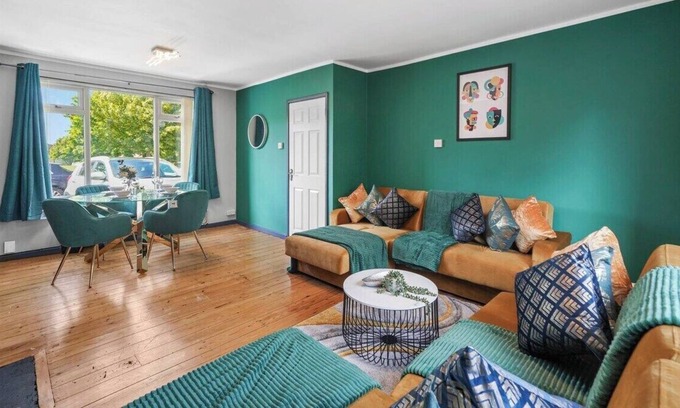Bristol Casa | Spacious Luxury Garden House Free Parking