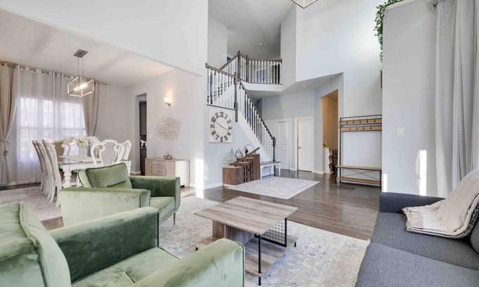 Tobyhanna Casa | Spacious Luxury Poconos Getaway 🎣🏊‍♂️🚣