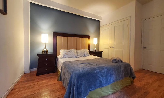 Playas de Tijuana Apartamento | Spacious & modern 1 bedroom apartment by the bullring