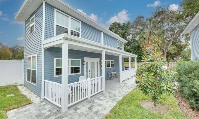 Downtown Dunedin Casa | Luxury Dunedin Tiny Home with Pool - "Skye"