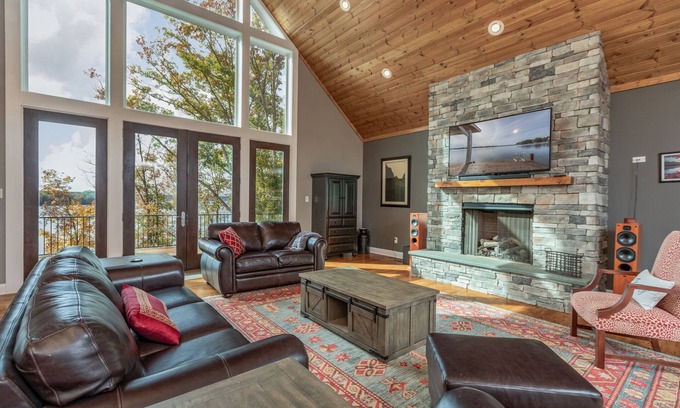 Bracey Casa | Spacious new home on main lake with stunning views and convenient location