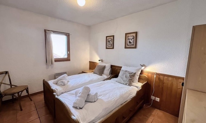 Vallandry Chalet De Esquí | Spacious newly renovated 10 person chalet situated directly on the piste