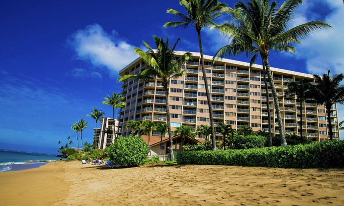 Kahana Condominio | Royal Kahana 220 - FRENTE AL MAR 2 BDR / 2BA