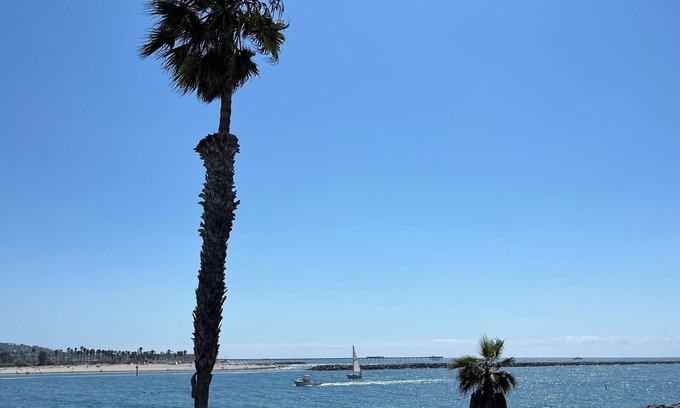 South Mission Beach Condominio | Spacious Oceanfront Retreat – Steps from Boardwalk & Beach - stunning Sunsets