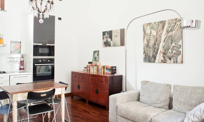 Turro Apartamento | Spacious one-bedroom apartment in the lively area of NoLo