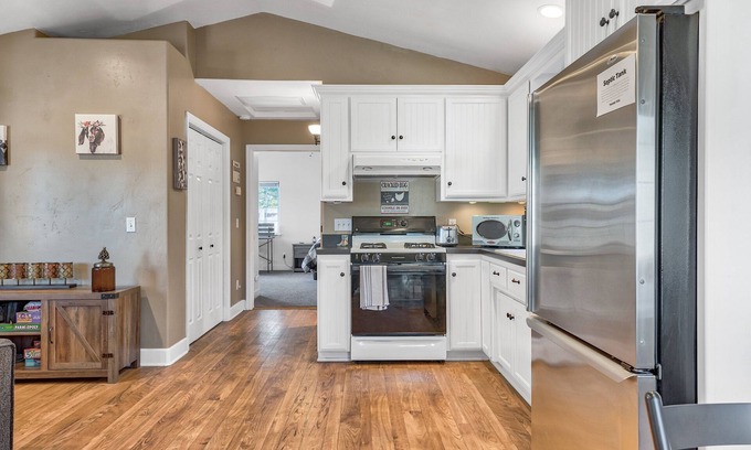 Santa Ynez Casa | Spacious One bedroom Guest House centrally located in the Santa Ynez Valley