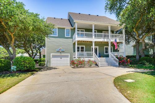 Corolla Casa | Spacious Outer Banks Home - Golf and Beach Access!