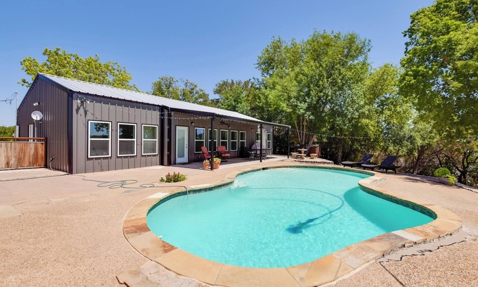 Palo Pinto Casa | Spacious Palo Pinto Home: Private Dock & Pool